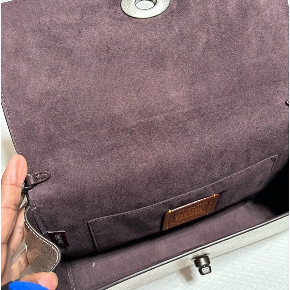 Coach Alexa Turnlock clutch - Picture 7 of 14